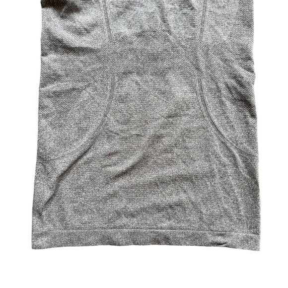 Lululemon Womens 4 Gray Swiftly Tech Short Sleeve Shirt Dri Fit Vneck Athleisure - Picture 3 of 8